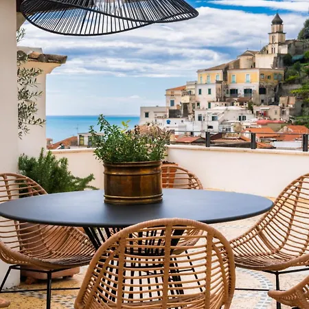 Apartment Amalfira Luxury Seaview Rooftop