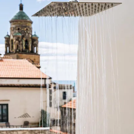 Amalfira Luxury Seaview Rooftop Apartment