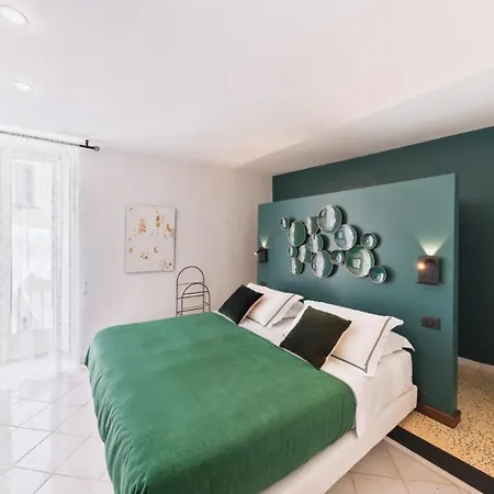 Apartment Amalfira Luxury Seaview Rooftop