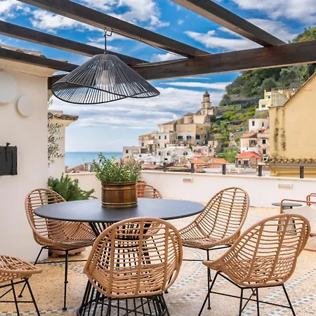 Amalfira Luxury Seaview Rooftop Appartement *